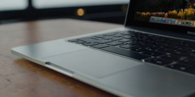 Connect Your MacBook to TV Wirelessly or Wired Easily